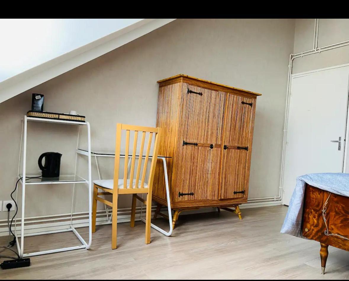 Chambre Privee Angers Exterior foto